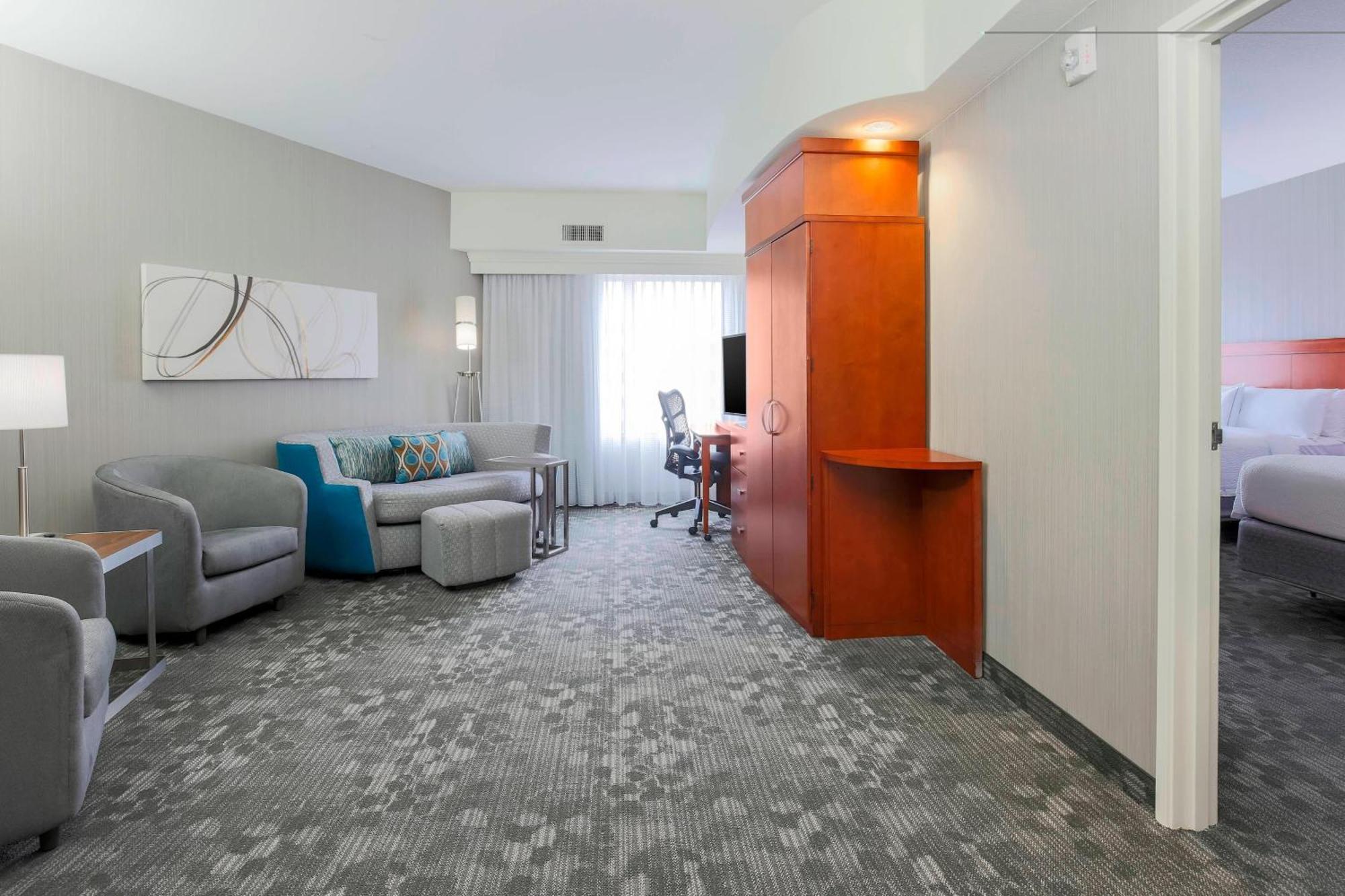 Courtyard By Marriott San Jose Campbell Hotel Exterior photo