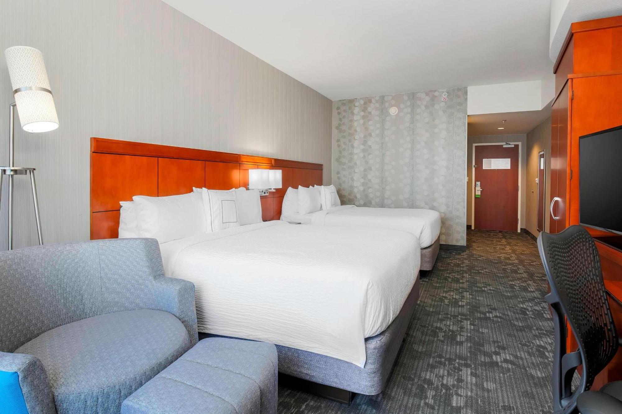 Courtyard By Marriott San Jose Campbell Hotel Exterior photo