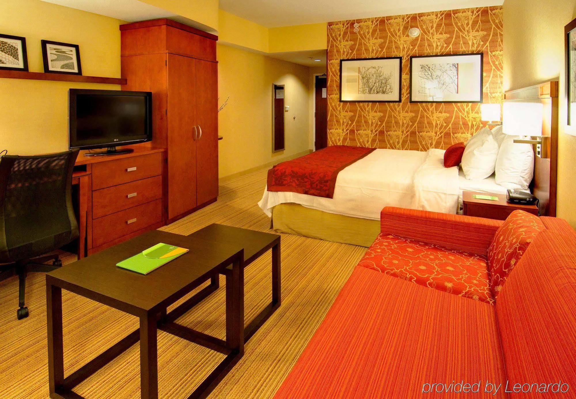 Courtyard By Marriott San Jose Campbell Hotel Room photo