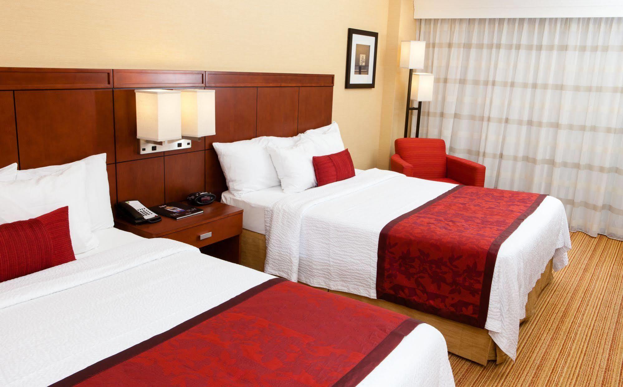 Courtyard By Marriott San Jose Campbell Hotel Exterior photo