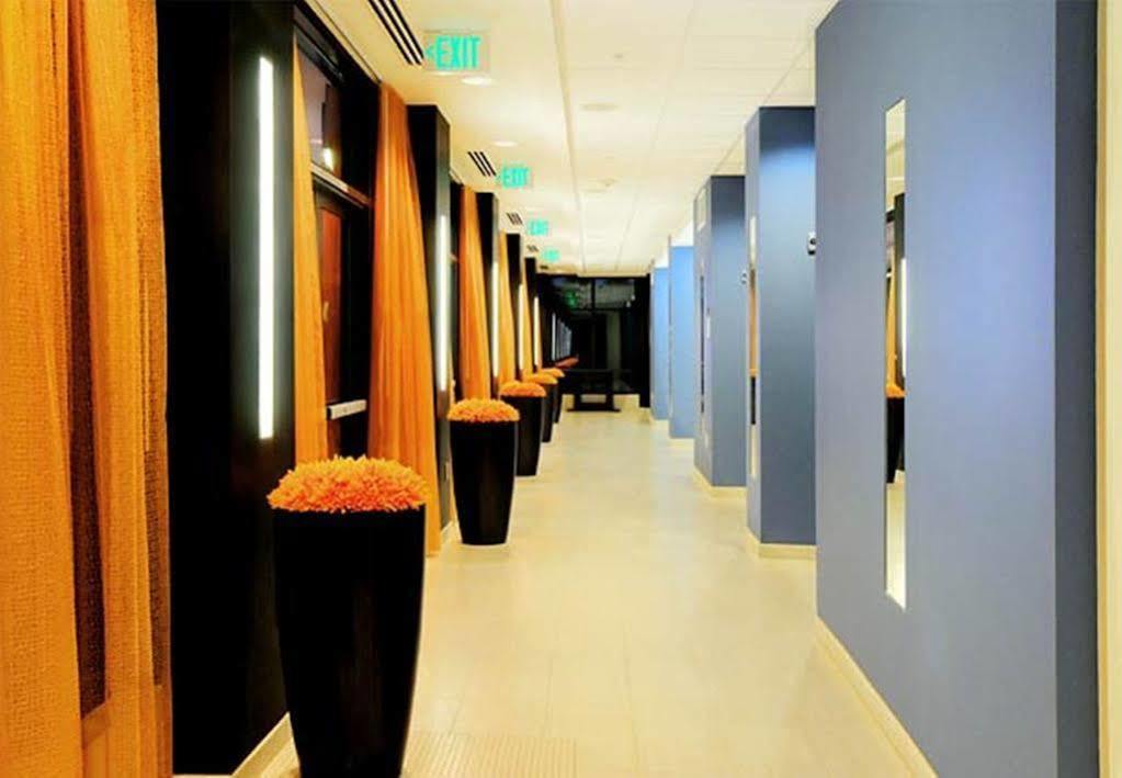 Courtyard By Marriott San Jose Campbell Hotel Exterior photo